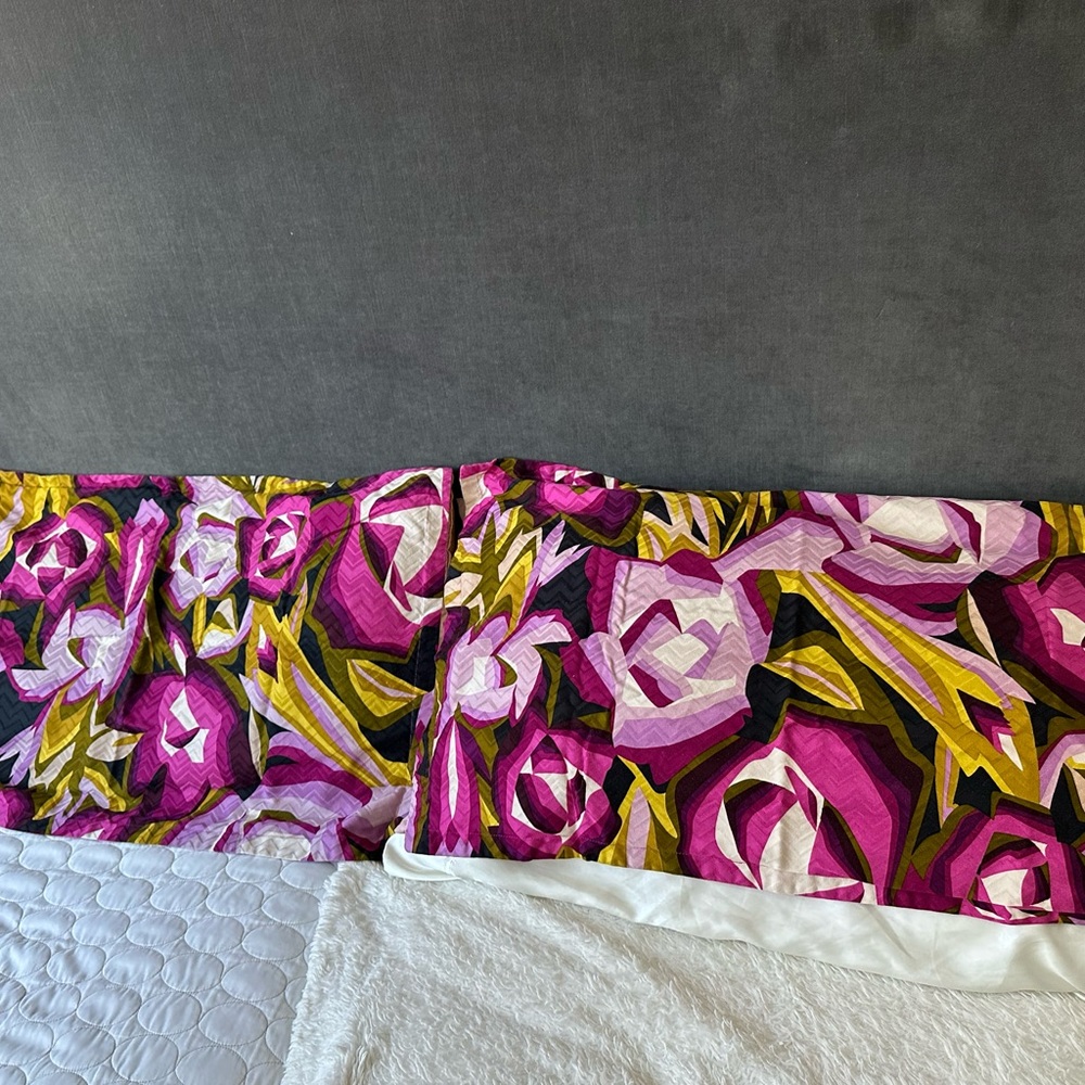 Missoni for target Luxurious Pink and bold design king size pillow shams